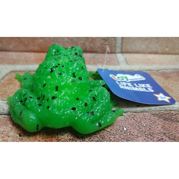 Spotted Frog Toad Life-Like Realistic Squishy Stretchable Figure Toy Squeezable - Picture 9 of 16